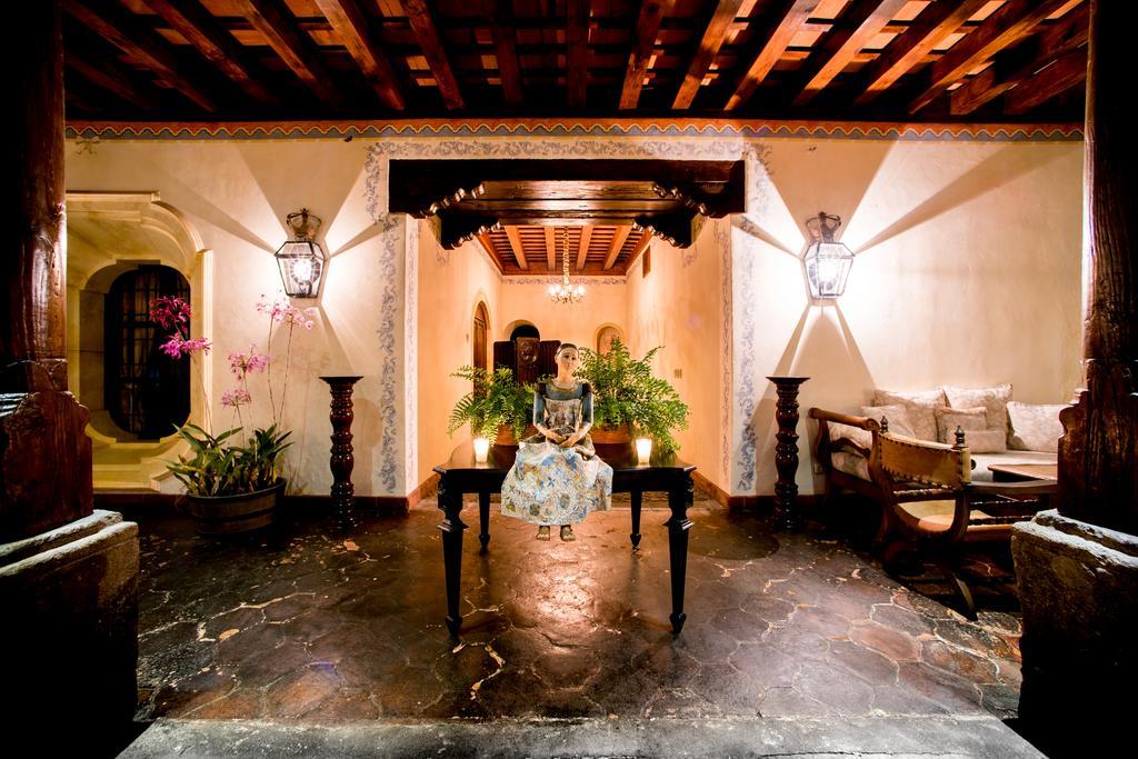 Hotel Palacio De Dona Leonor Antigua Exterior photo
